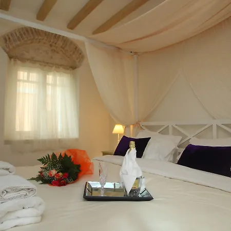 בית הארחה The Aigli 4*