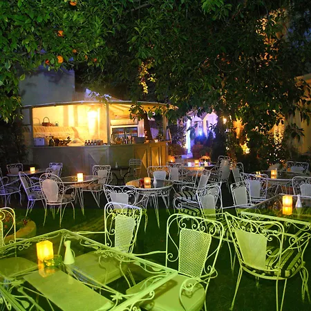 The Aigli بيت ضيافة